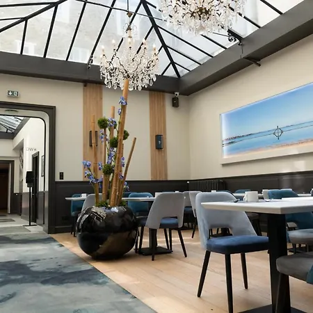 Hotel De L'univers